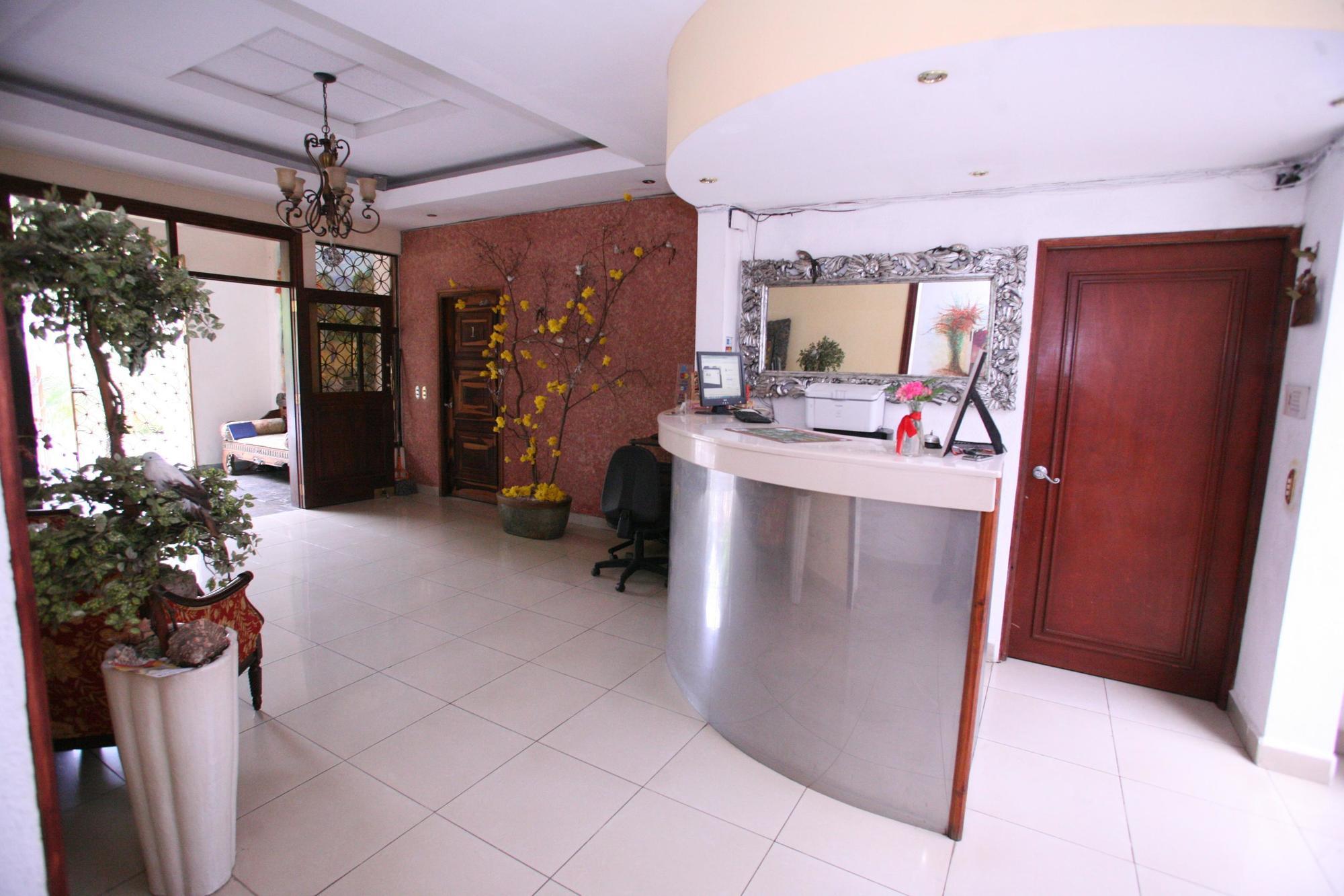 Hotel Aloha ماناجوا المظهر الخارجي الصورة