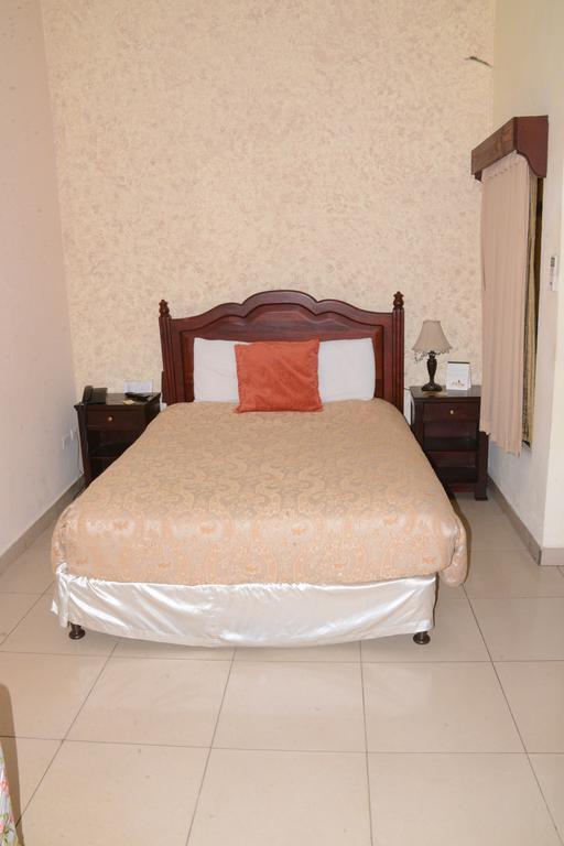 Hotel Aloha ماناجوا المظهر الخارجي الصورة