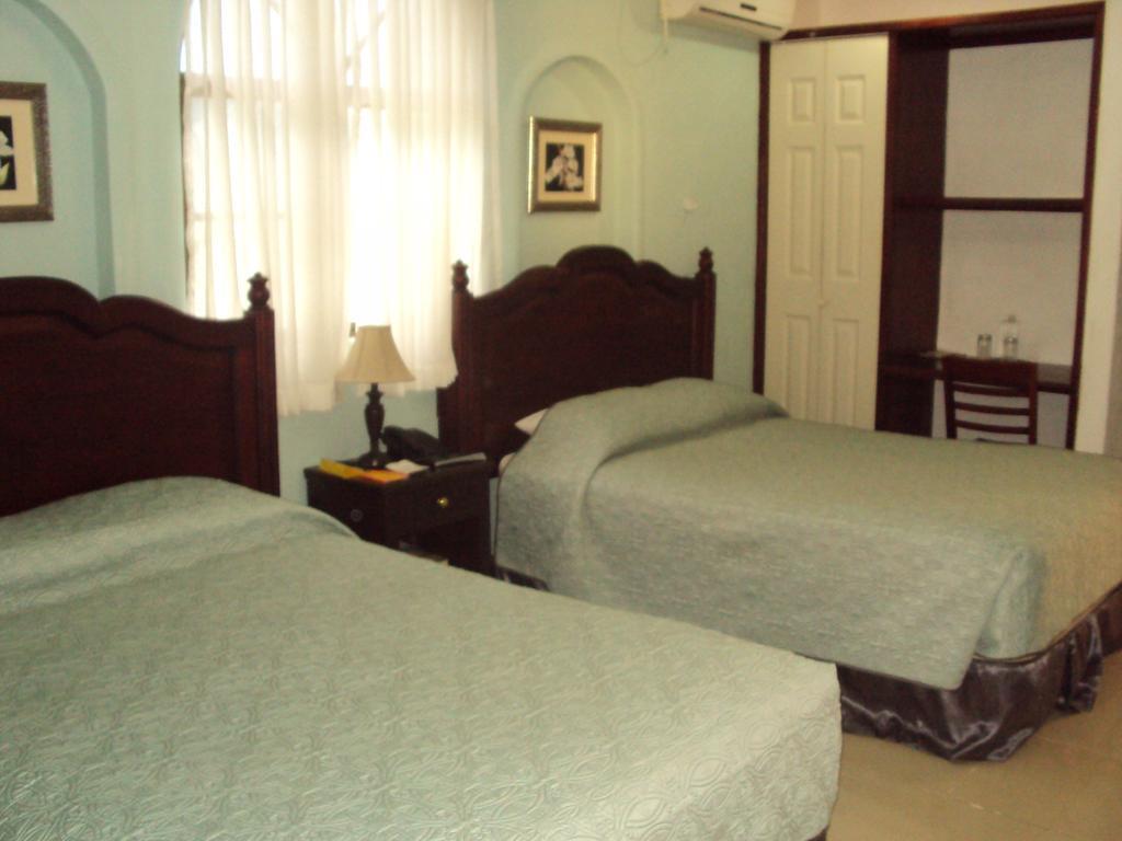 Hotel Aloha ماناجوا المظهر الخارجي الصورة